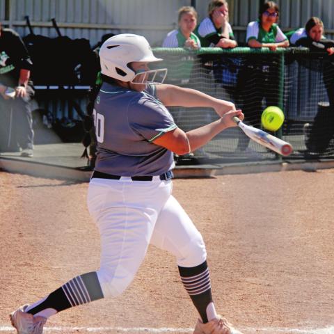 Ladies host Bangs, travel to Brock