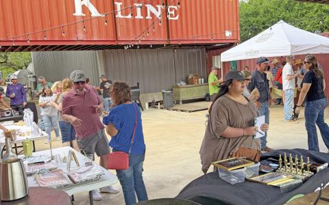 Saucy crews delight at Lucky Vines