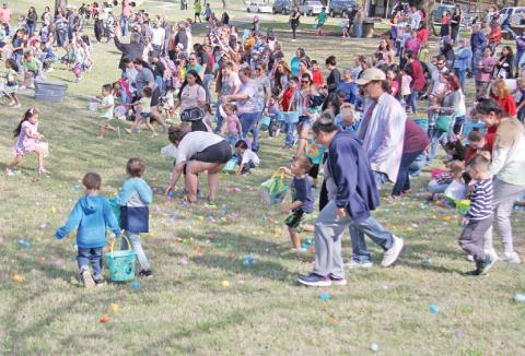 Hundreds flock fields for first EGGstravaganza Hundreds of kids and parents gathered at the Dublin City Park Friday, April 15 for the inaugural Easter Eggstravaganza, offering more than 10,000 eggs to hunt in four age groups, free hot dogs from Calvary Fellowship, bounce houses, a cake auction, cool treats from Dairy Queen and a photo station with the Easter bunny.