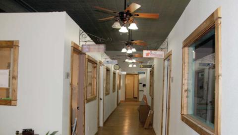 Office center boosts business downtown