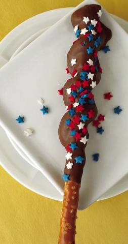 Chocolate-Coated Fourth of July Pretzel Sticks