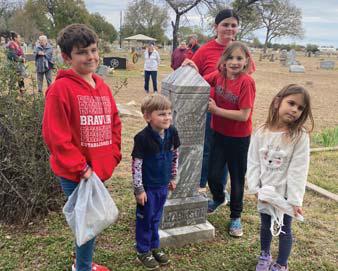 Kids learn history of Somervell cemetery