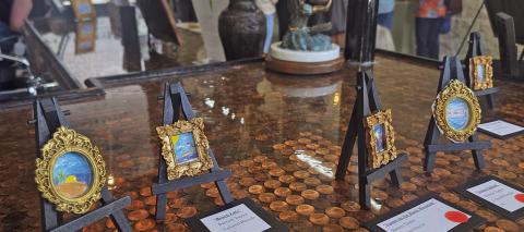 A tiny art showcase