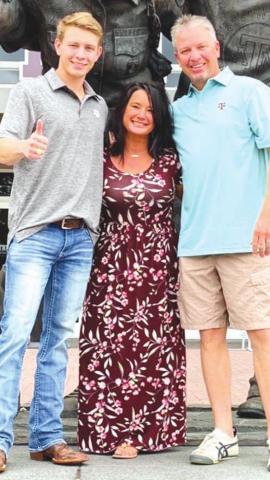 Kade, Felecia and Kent Crouch