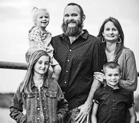 Bryan and Jan Lanting with Children, Hazel, Clara and Braxton